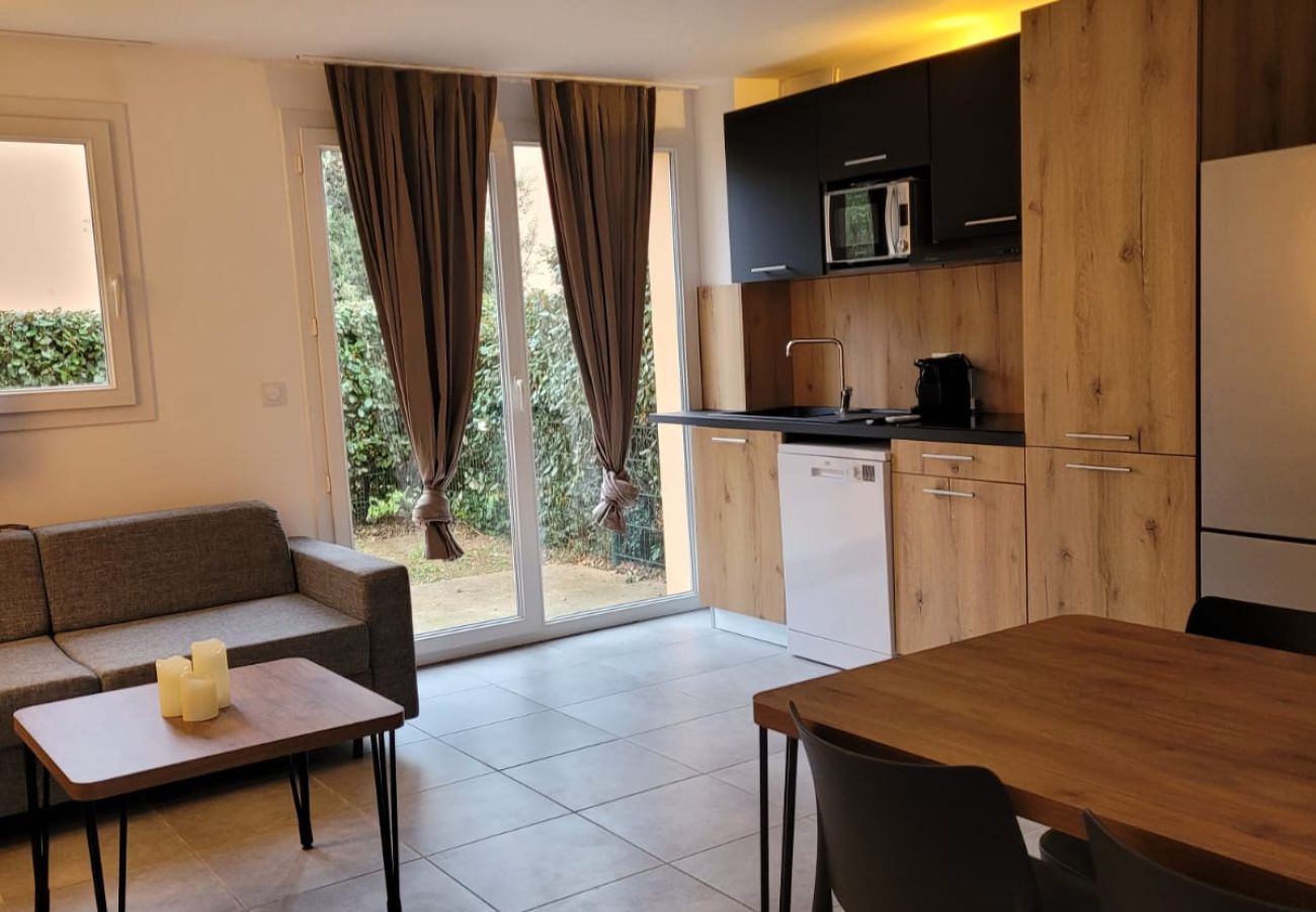 Apartment in Lecci - T2, 4 personnes N°18