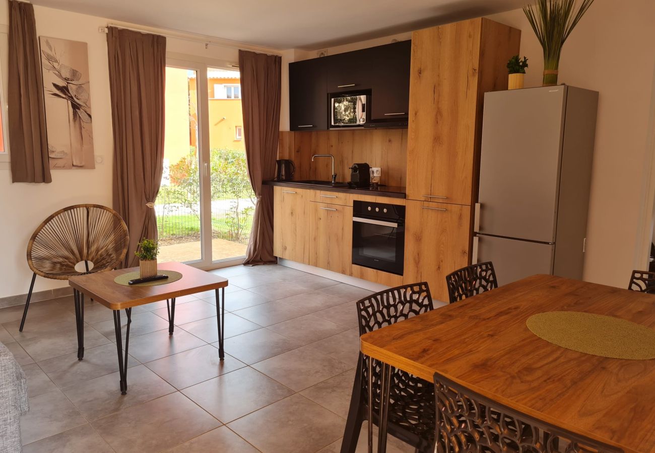 Apartment in Lecci - T2 4 personnes N°54