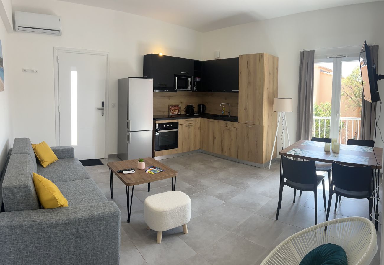 Apartment in Lecci - T2 4 personnes N°36