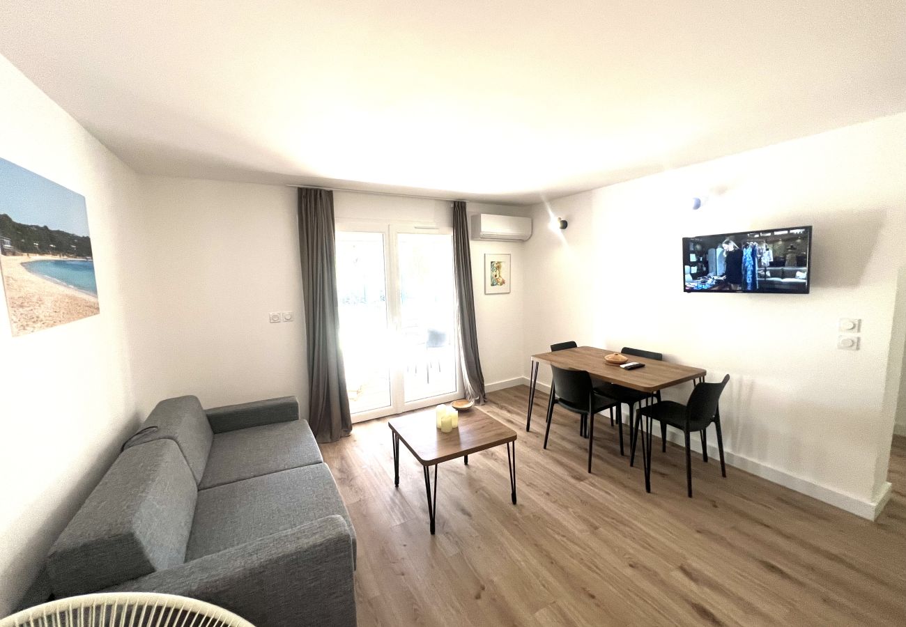 Apartment in Lecci -  T3 6 personnes N°21