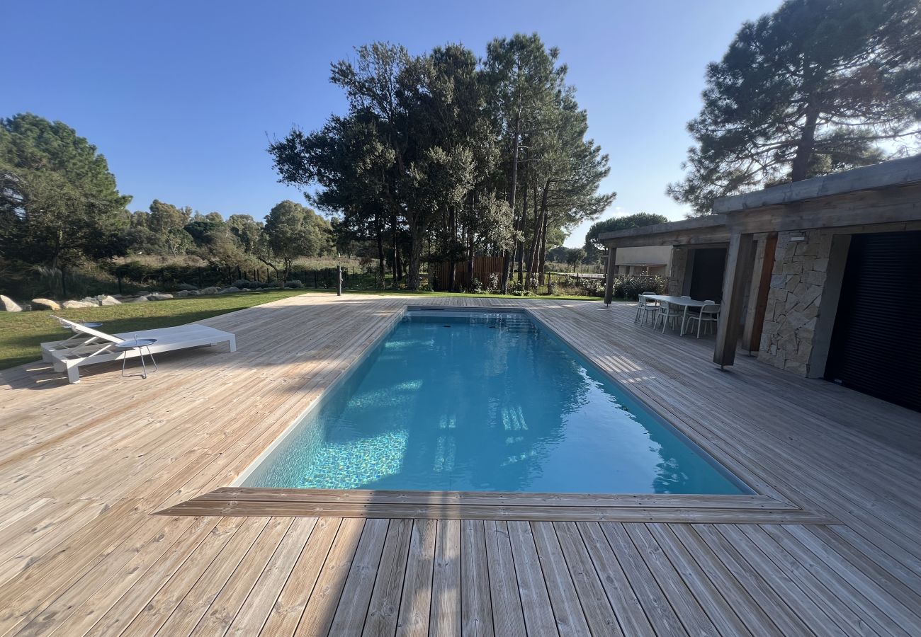 Villa à Lecci -  Villa PINETA 4 Personnes